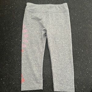 Girls Under Armour Size 5 Girls Capri Leggings